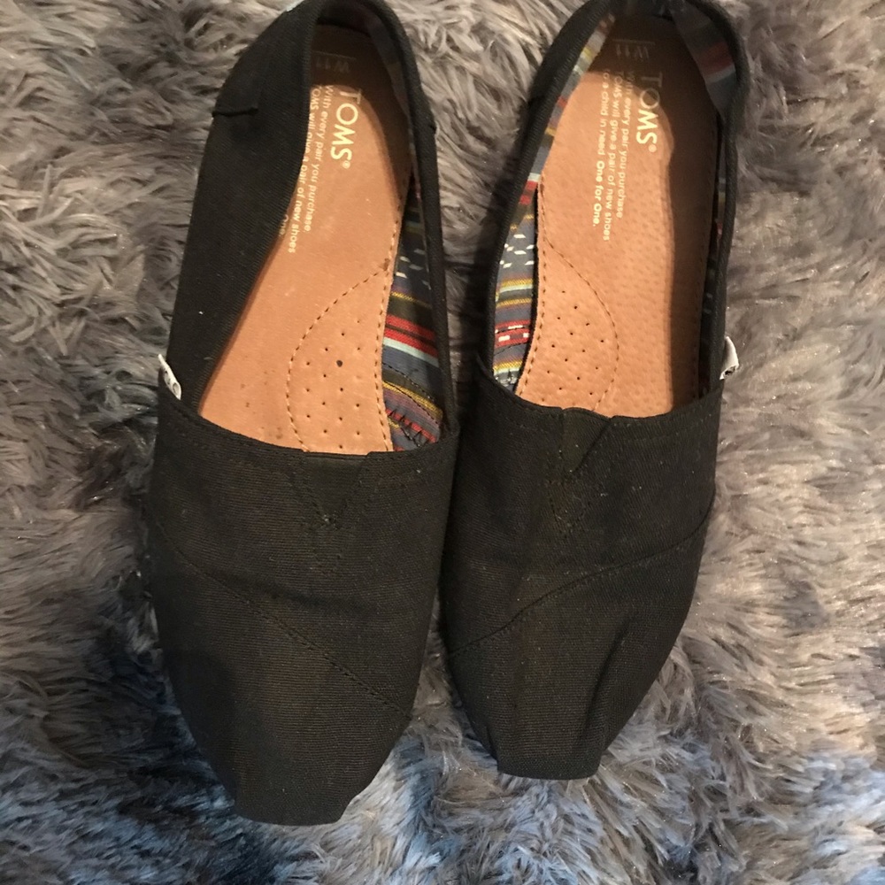 Toms New without box! - Picture 4 of 7